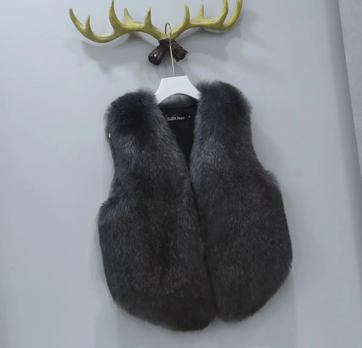 Women Fur Waistcoat Autumn Winter New Imitation Rabbit Hair With Sleeveless Shoulders Outside Horse Folder Inner Wear Vest Women