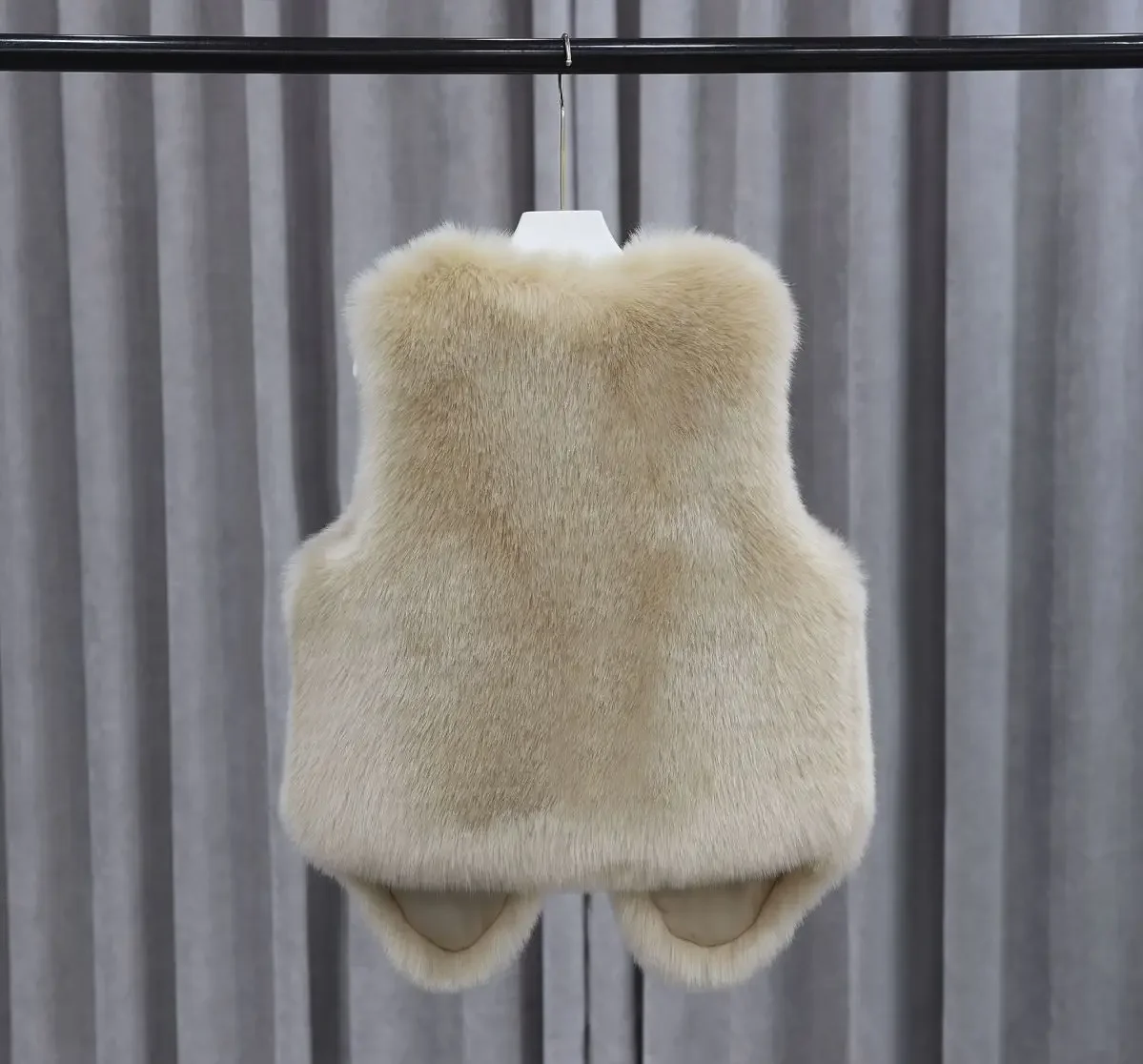 Women Fur Waistcoat Autumn Winter New Imitation Rabbit Hair With Sleeveless Shoulders Outside Horse Folder Inner Wear Vest Women