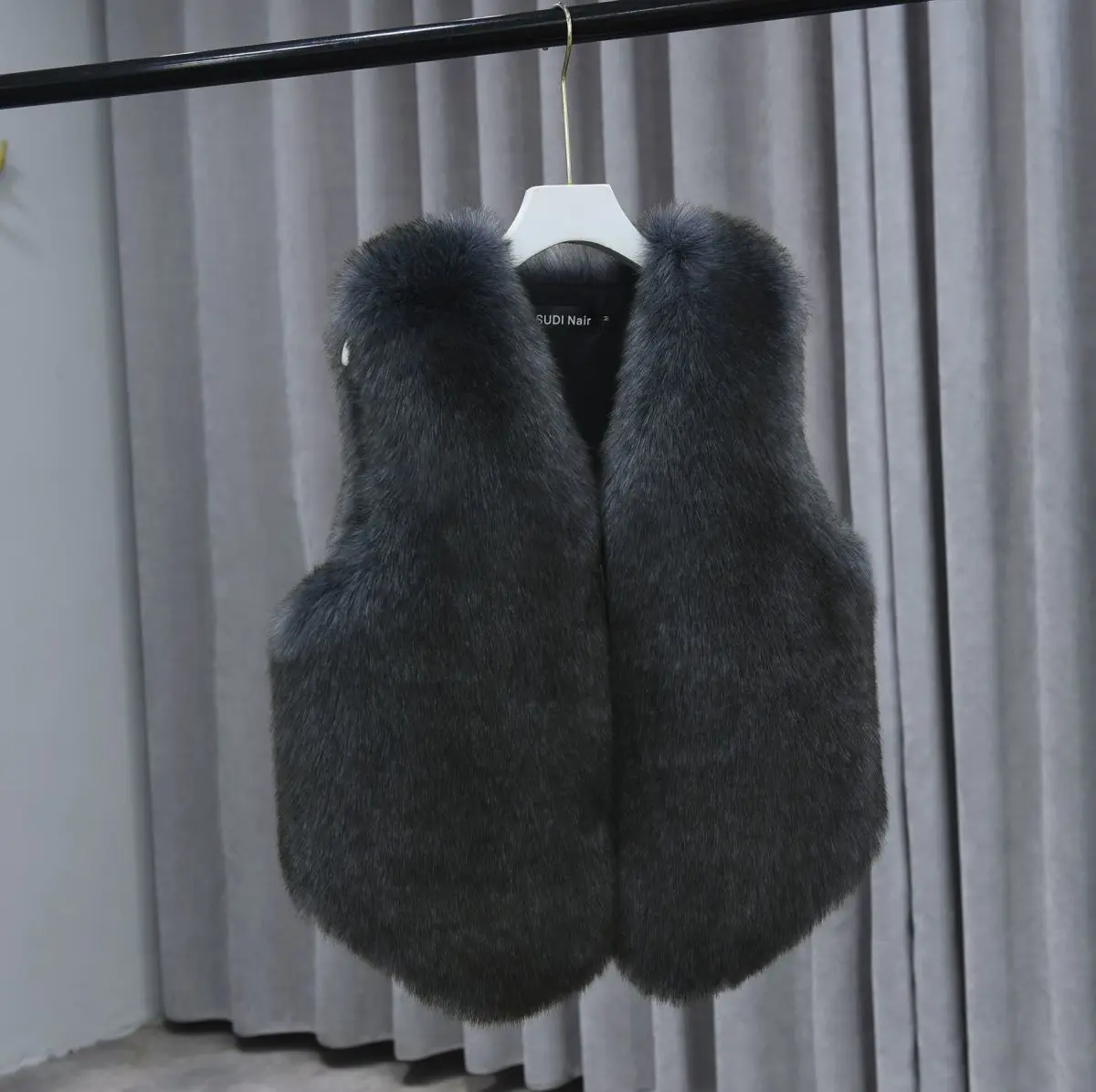 Women Fur Waistcoat Autumn Winter New Imitation Rabbit Hair With Sleeveless Shoulders Outside Horse Folder Inner Wear Vest Women