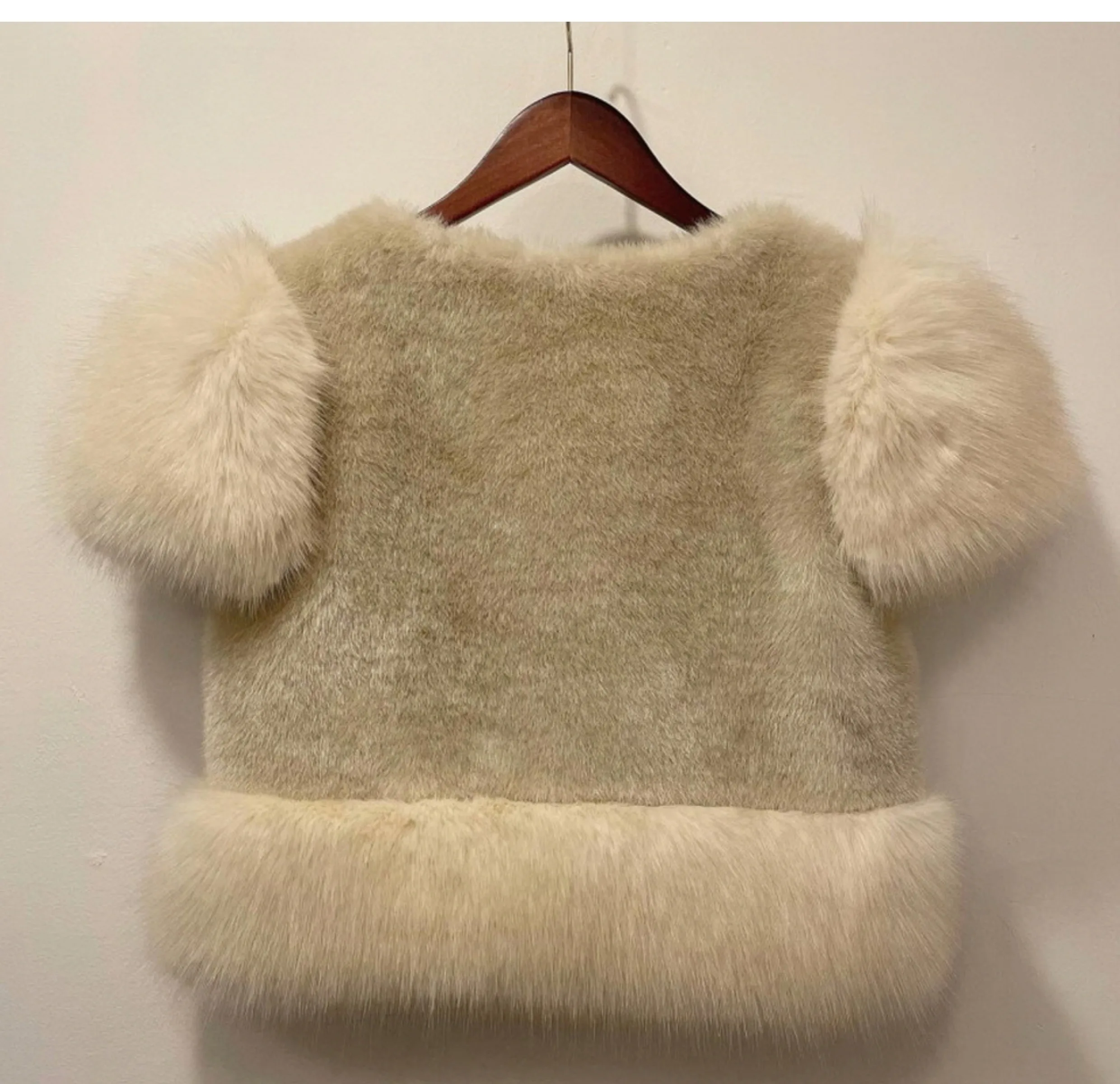 South korea Dongdaemun Autumn and Winter New Retro Sweet Fur Fur Vest Patchwork Heavy Industry Imitation Fox Fur Outerwear Women