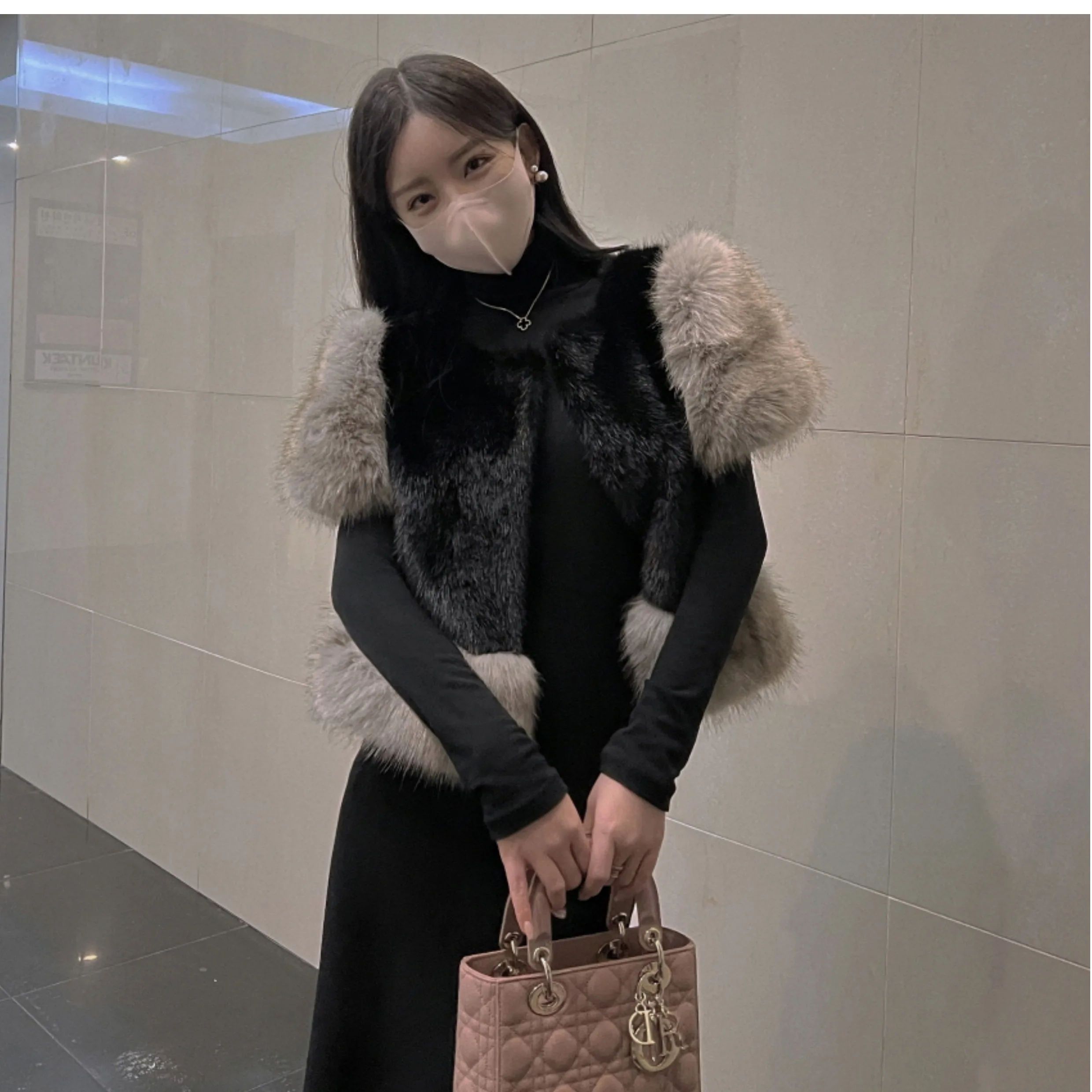 South korea Dongdaemun Autumn and Winter New Retro Sweet Fur Fur Vest Patchwork Heavy Industry Imitation Fox Fur Outerwear Women