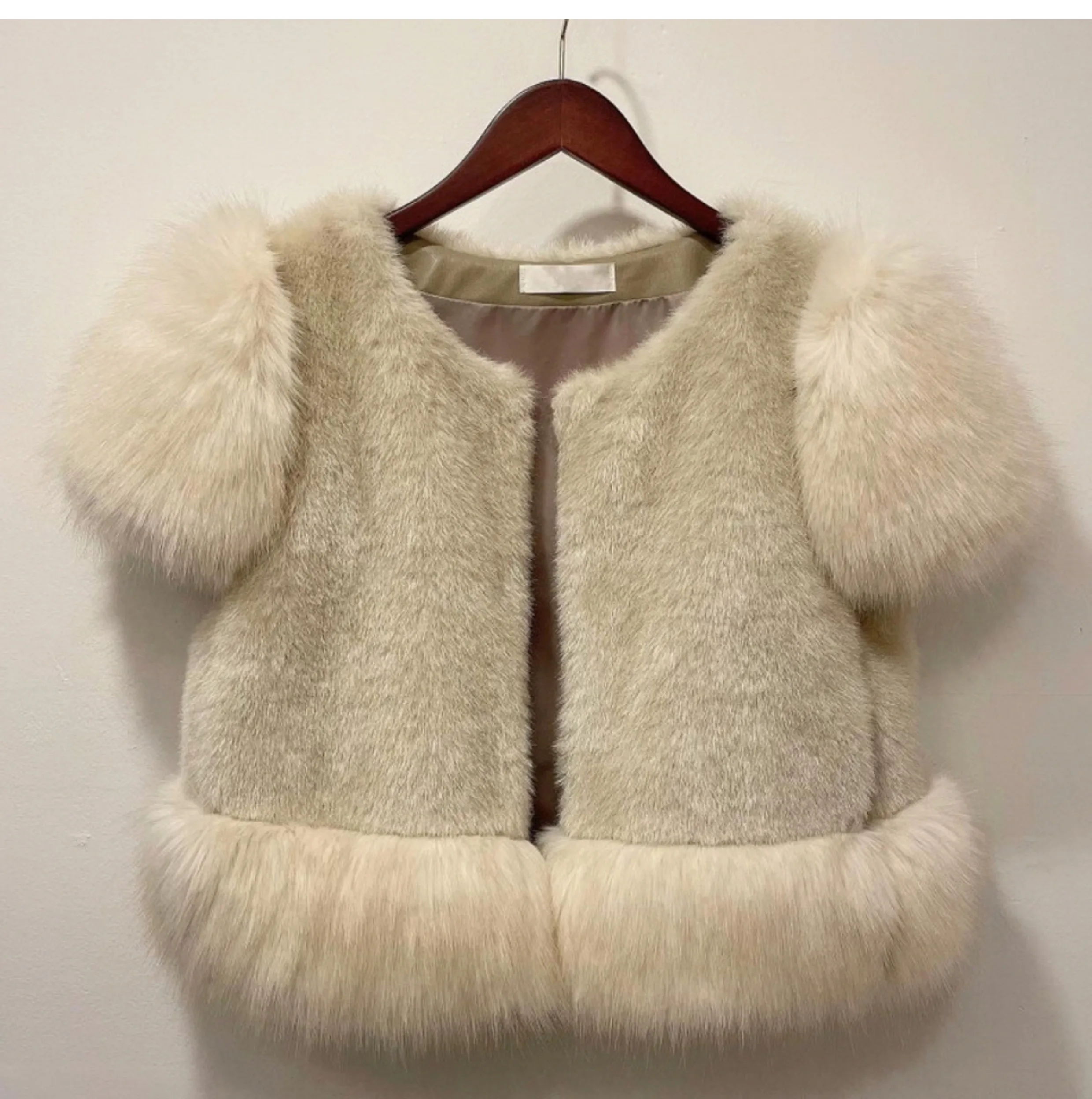 South korea Dongdaemun Autumn and Winter New Retro Sweet Fur Fur Vest Patchwork Heavy Industry Imitation Fox Fur Outerwear Women