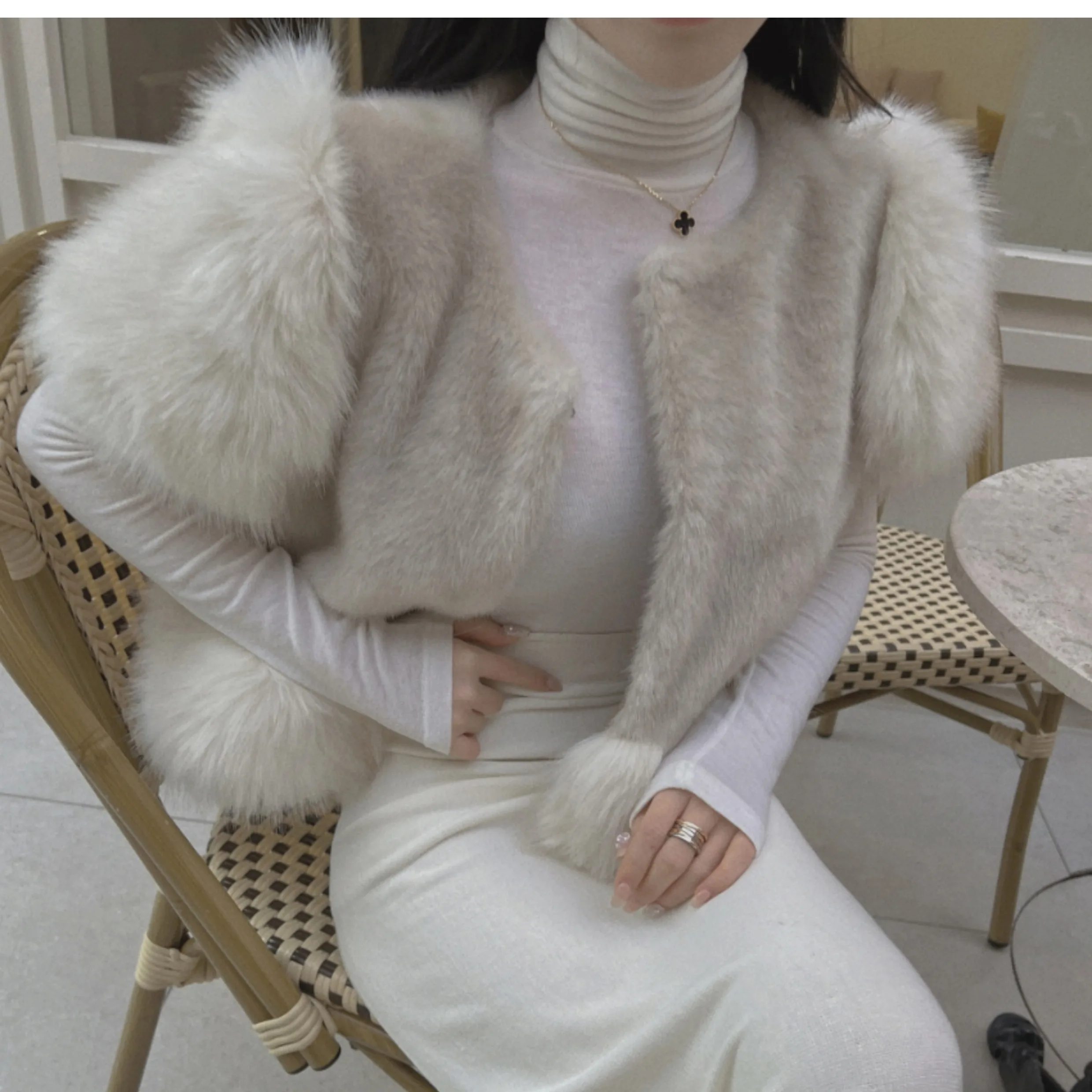 South korea Dongdaemun Autumn and Winter New Retro Sweet Fur Fur Vest Patchwork Heavy Industry Imitation Fox Fur Outerwear Women