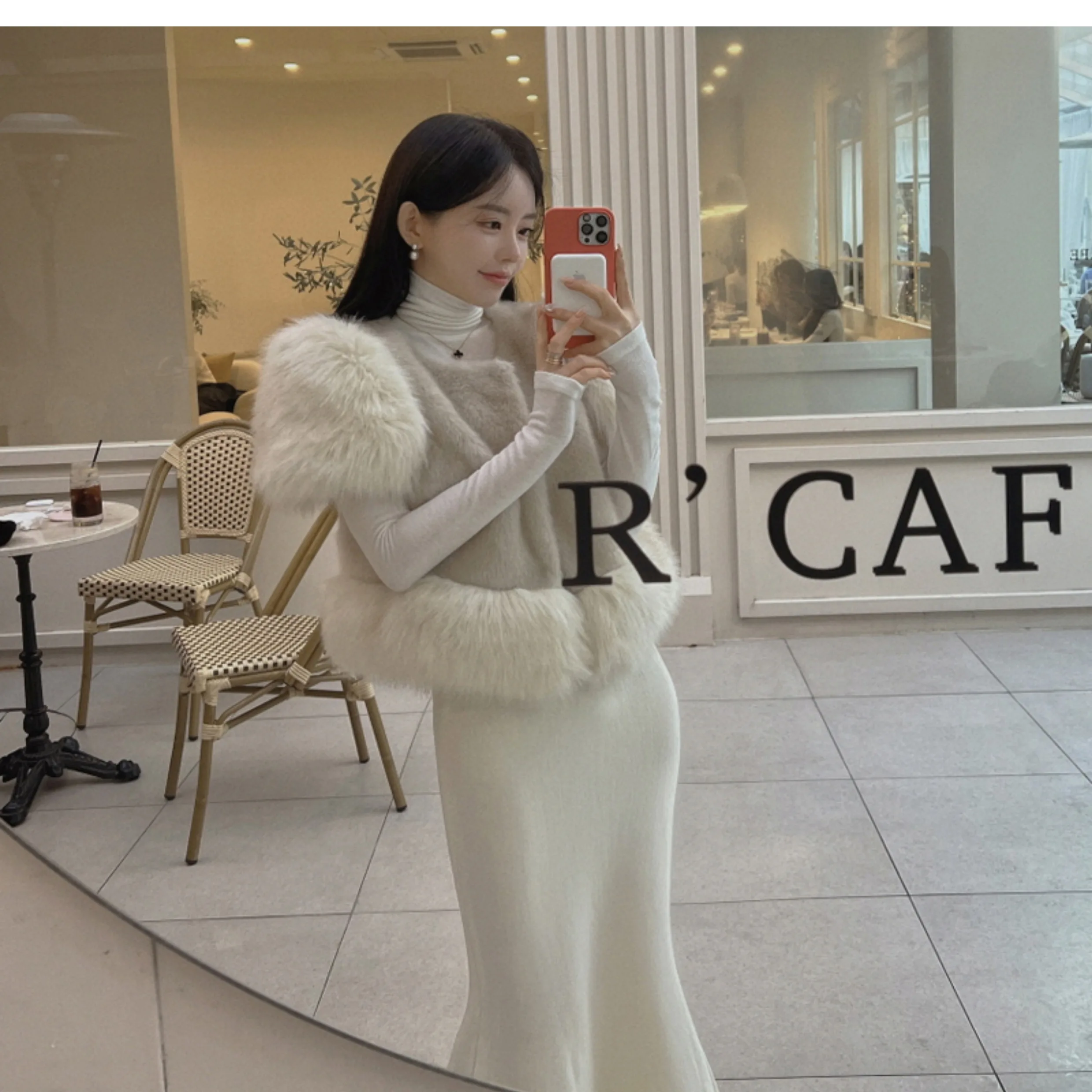 South korea Dongdaemun Autumn and Winter New Retro Sweet Fur Fur Vest Patchwork Heavy Industry Imitation Fox Fur Outerwear Women