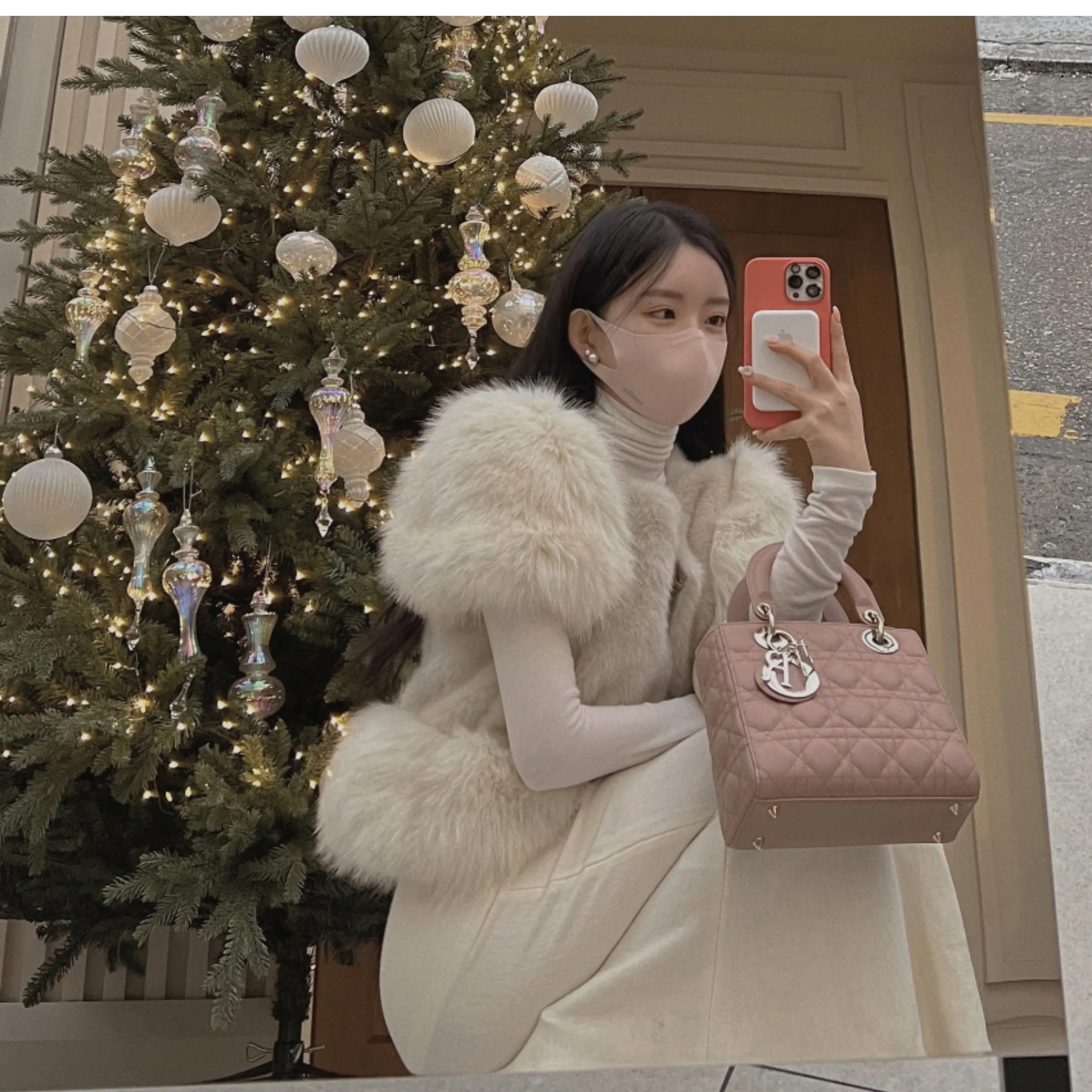 South korea Dongdaemun Autumn and Winter New Retro Sweet Fur Fur Vest Patchwork Heavy Industry Imitation Fox Fur Outerwear Women