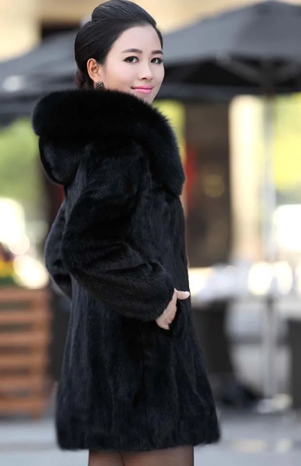 Women's Faux Fur Coat Winter Warm Black Imitation Fox Fur Long Round Neck Hat Temperament Young Lady 2021 New