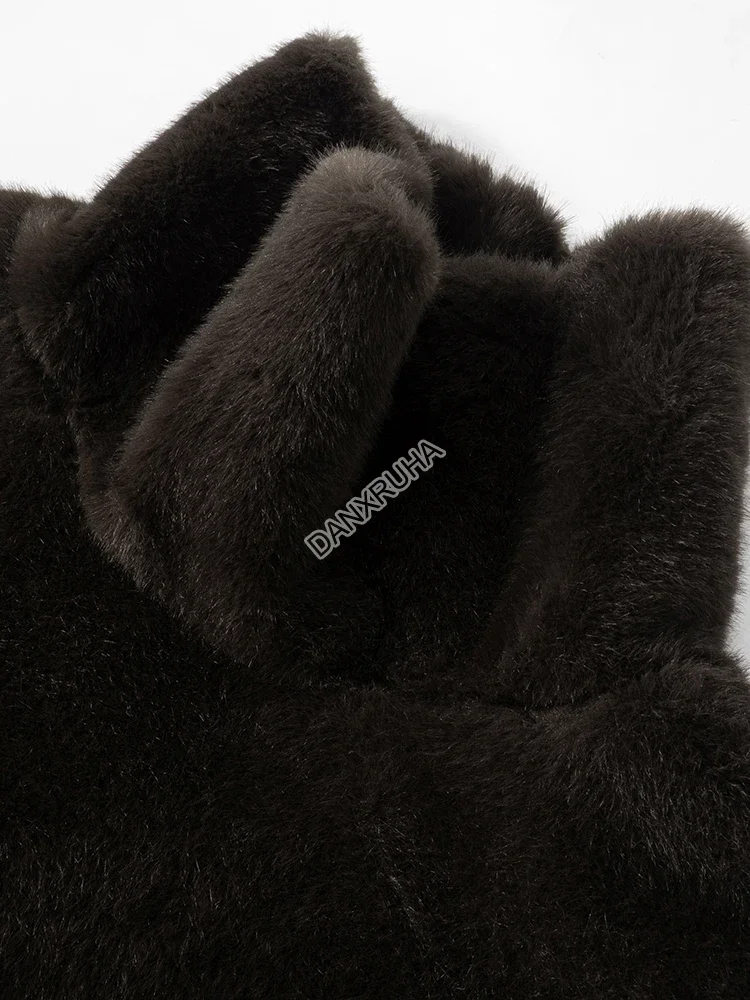 DANXRUHA 2026 Fashion Women's Faux Fur Coat Artificial Sable Vest Autumn Winter Turtleneck Eco Mink Fur Tank Tops Sleeveless