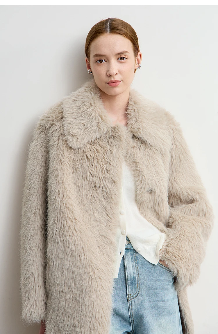AMII Winter Fur Coat 2025 Autumn New Turn-Down Collar Versatile Coat Woman Long Sleeves Loose Casual Women's Outerwear 12554008