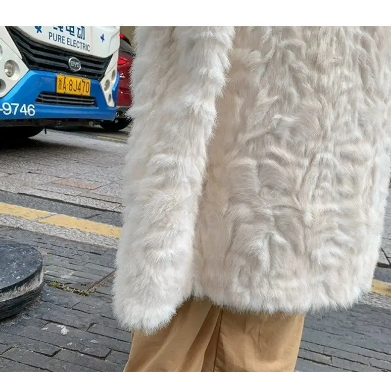 2025 New Fur Coat Lamb Fur Fur Integrated Winter Clothing Loose Warm Small Lake Sheep Knee Long Coat