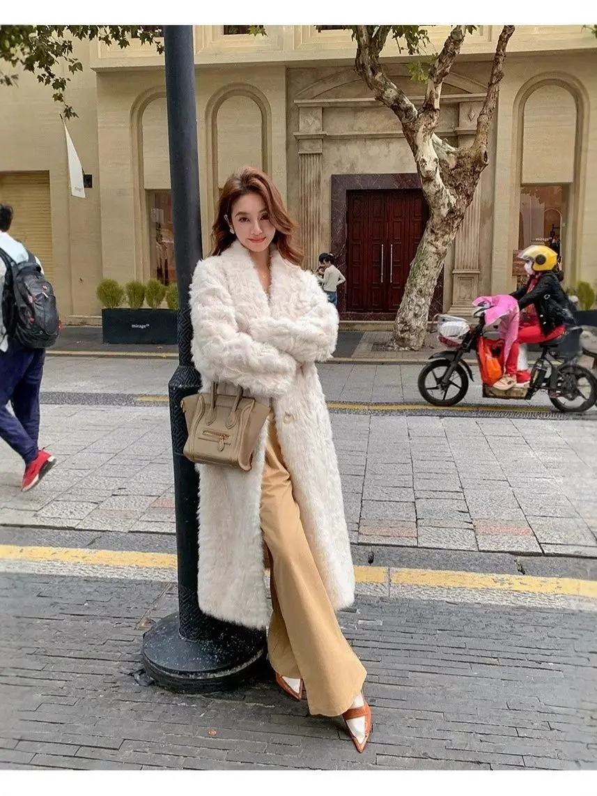 2025 New Fur Coat Lamb Fur Fur Integrated Winter Clothing Loose Warm Small Lake Sheep Knee Long Coat