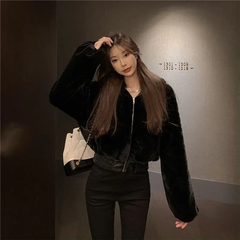 Luxury Short Faux Rabbit Fur Coat Women Crop Top Winter Thicken Warm Clothing Small Furry Hooded Faux Fur Jacket Fluffy Jackets