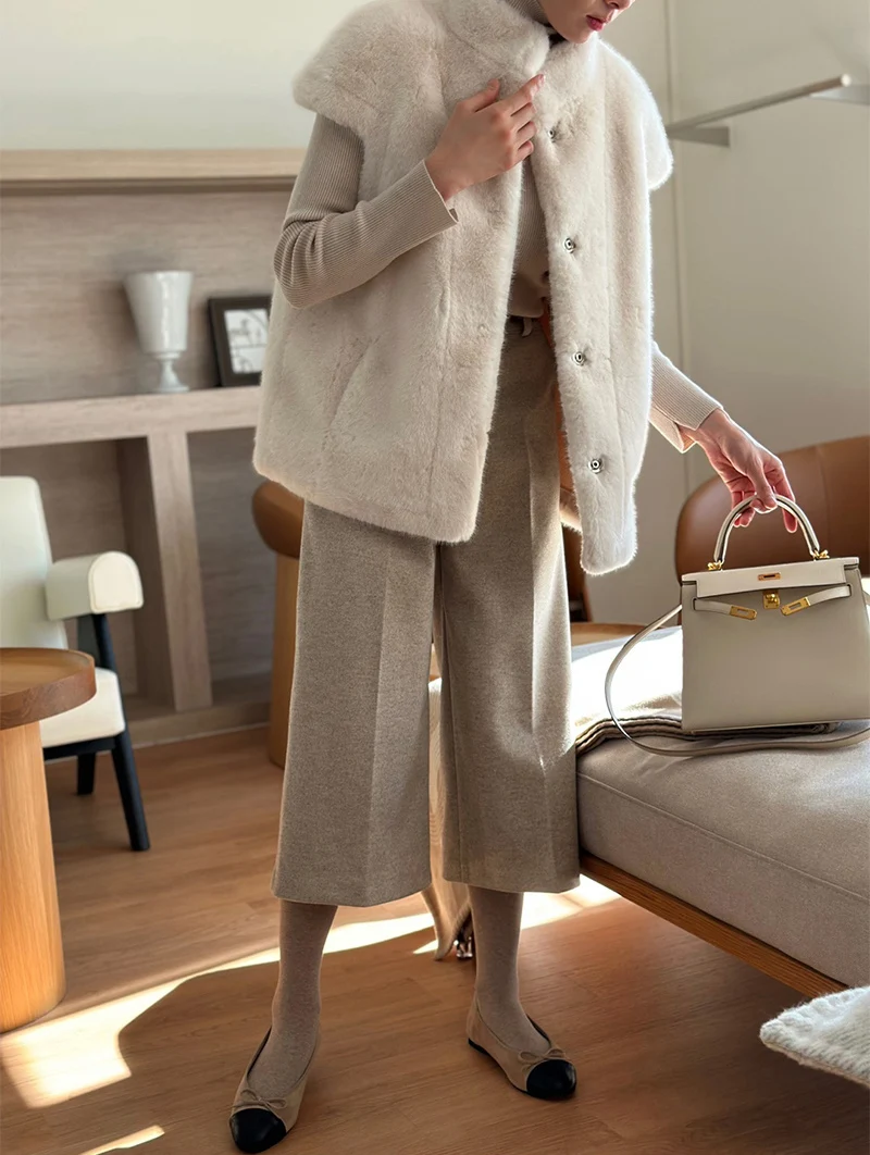 New Arrivals Faux Mink Fur Women Coat Winter Fall Warm Turtle Neck Petal Sleeves Korean Fashion Girls Faux Fur Jacket