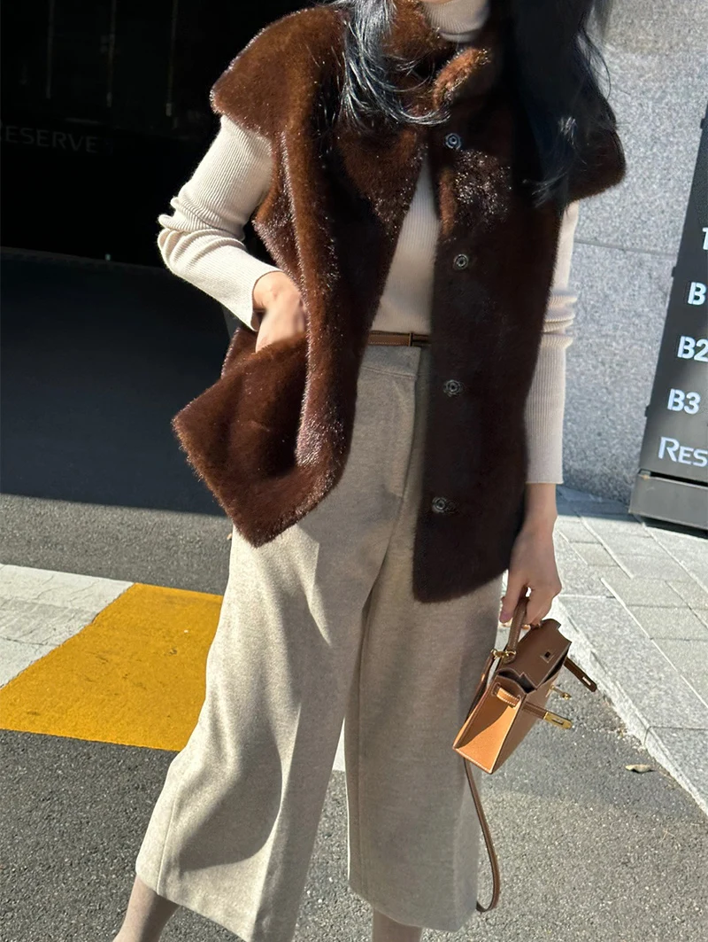 New Arrivals Faux Mink Fur Women Coat Winter Fall Warm Turtle Neck Petal Sleeves Korean Fashion Girls Faux Fur Jacket