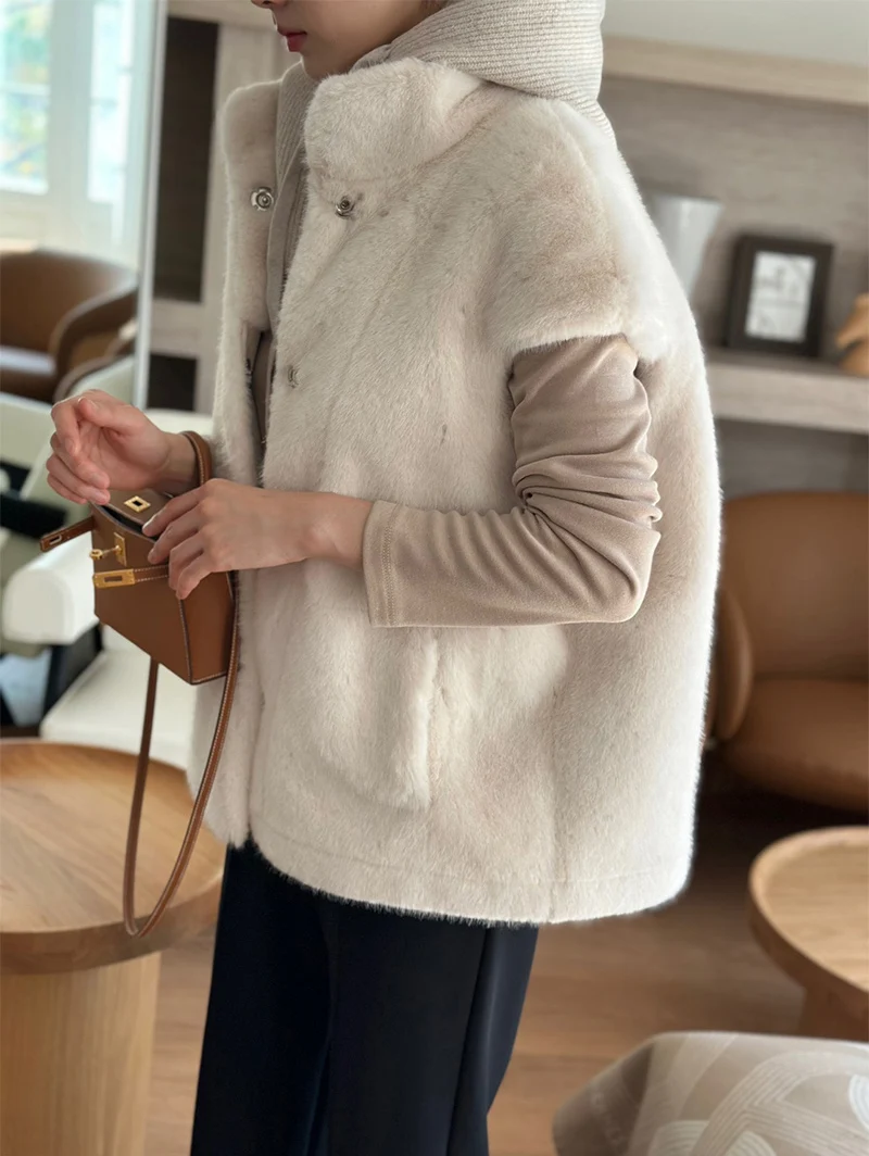 New Arrivals Faux Mink Fur Women Coat Winter Fall Warm Turtle Neck Petal Sleeves Korean Fashion Girls Faux Fur Jacket