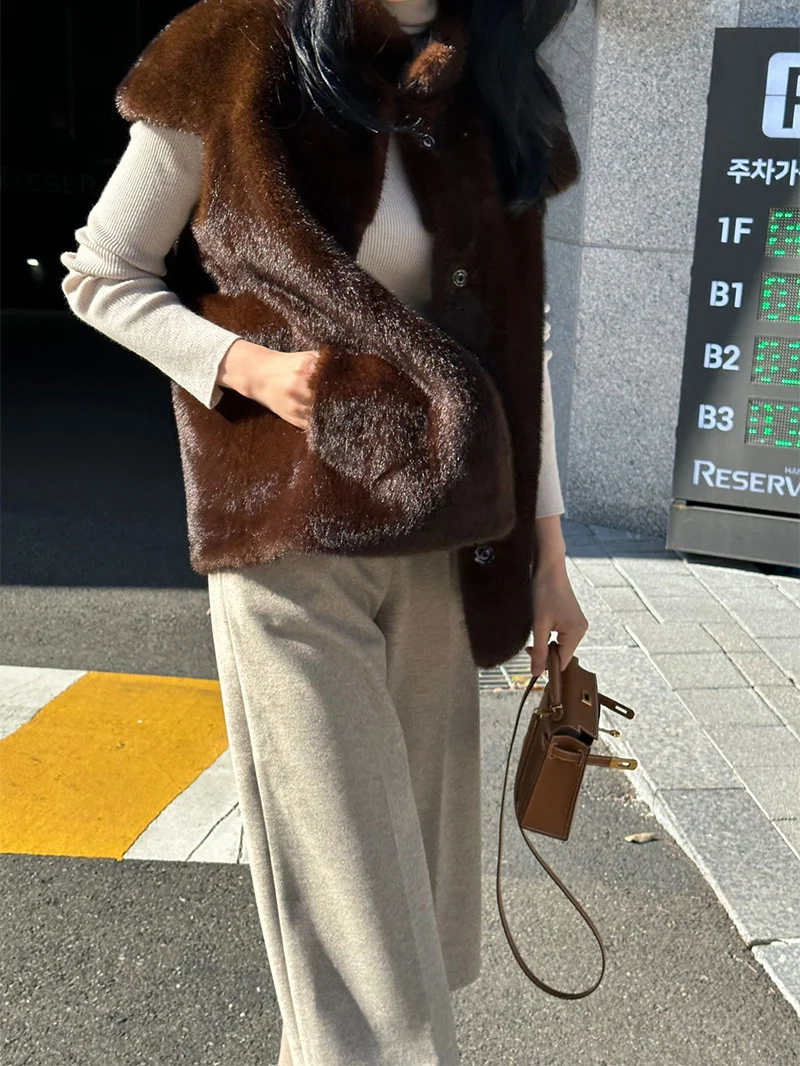 New Arrivals Faux Mink Fur Women Coat Winter Fall Warm Turtle Neck Petal Sleeves Korean Fashion Girls Faux Fur Jacket