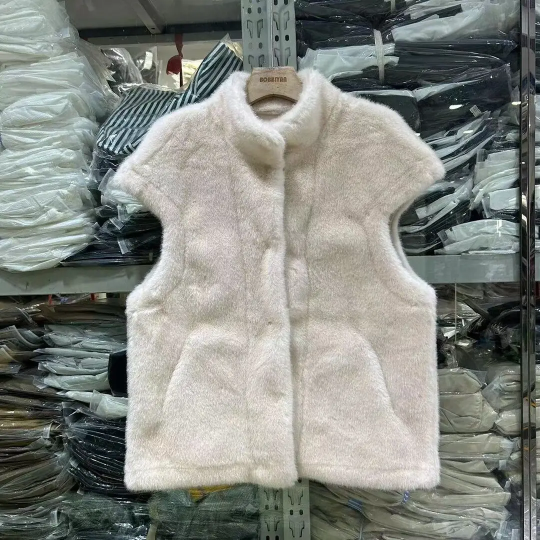 New Arrivals Faux Mink Fur Women Coat Winter Fall Warm Turtle Neck Petal Sleeves Korean Fashion Girls Faux Fur Jacket