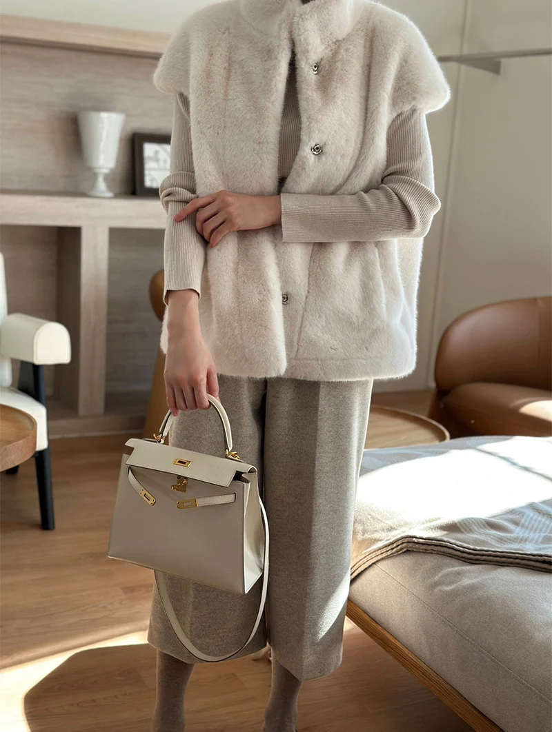 New Arrivals Faux Mink Fur Women Coat Winter Fall Warm Turtle Neck Petal Sleeves Korean Fashion Girls Faux Fur Jacket