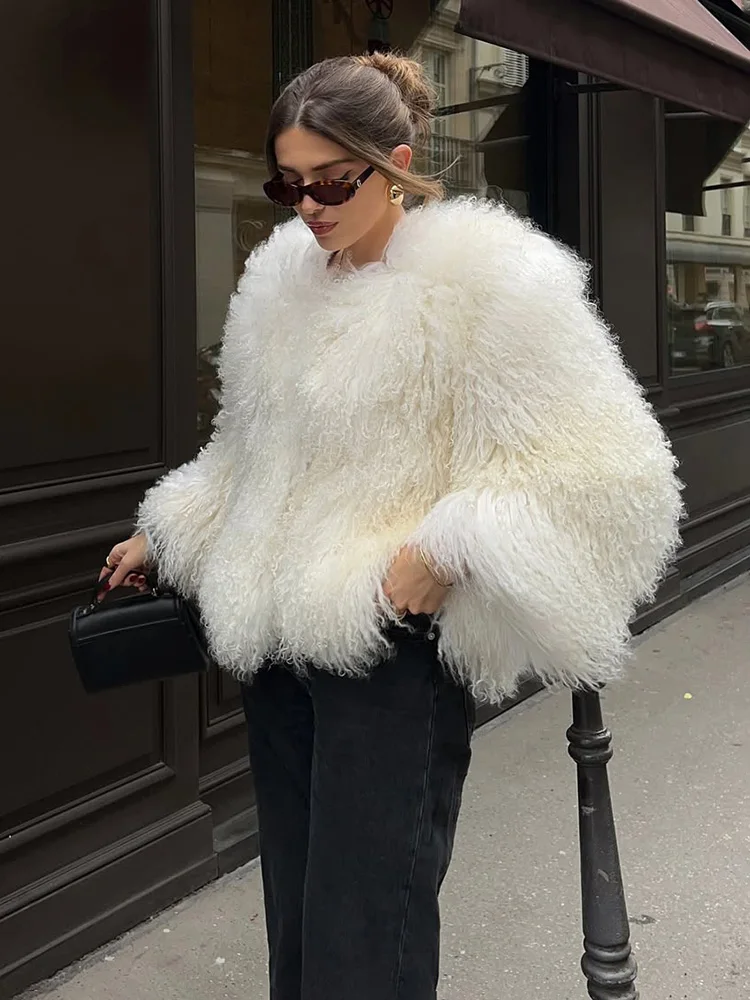 TARUXY Fashion Luxury Cropped Faux Fur Coat Women's Winter 2025 Ins Hot Fluffy Short Faux Fur Jacket Street Style Warm Outwear