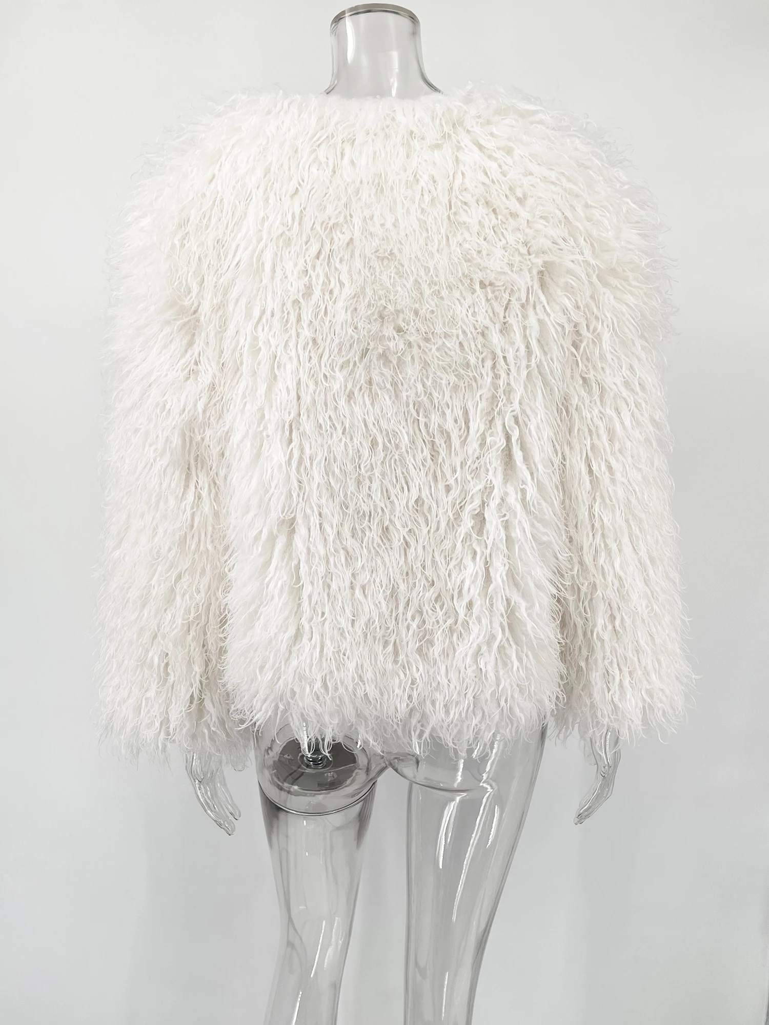 TARUXY Fashion Luxury Cropped Faux Fur Coat Women's Winter 2025 Ins Hot Fluffy Short Faux Fur Jacket Street Style Warm Outwear