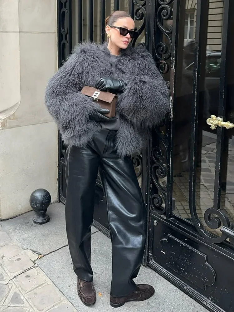 TARUXY Fashion Luxury Cropped Faux Fur Coat Women's Winter 2025 Ins Hot Fluffy Short Faux Fur Jacket Street Style Warm Outwear