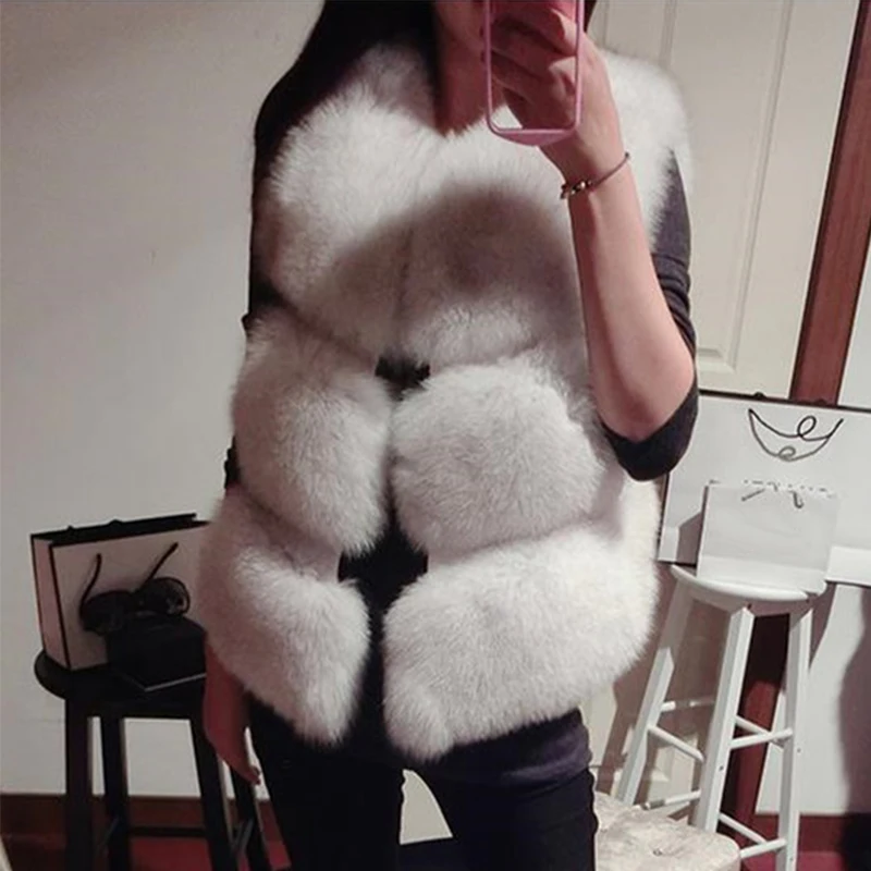 HJQJLJLS 2022 Autumn Winter Thick Warm Faux Fur Vest Women High Quality Fashion O-Neck Short Fur Coat Female Jacket Fuzzy Coat