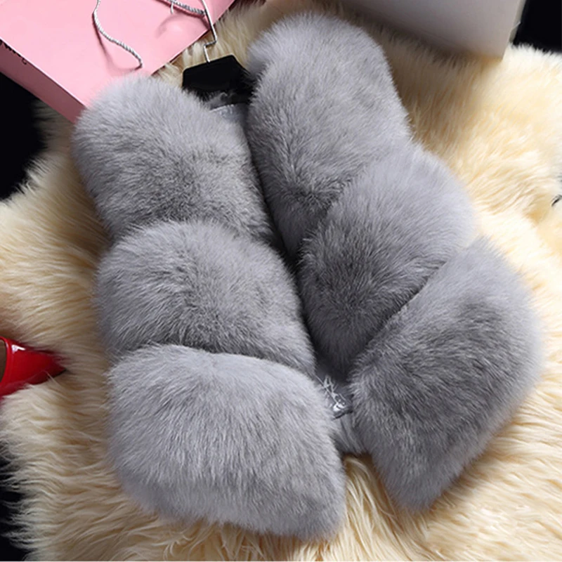 HJQJLJLS 2022 Autumn Winter Thick Warm Faux Fur Vest Women High Quality Fashion O-Neck Short Fur Coat Female Jacket Fuzzy Coat