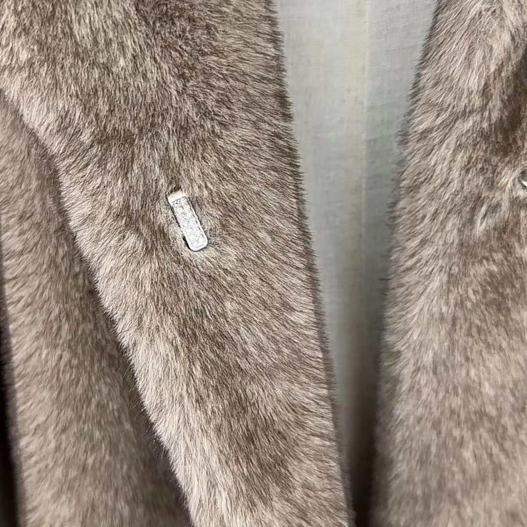 Tuularose Faux Fur Long Coat Women's Lace-up Thickened Long Fur Coat Jacket 2025 Winter Fluffy Plush Warm Lapel Vintage Outwear