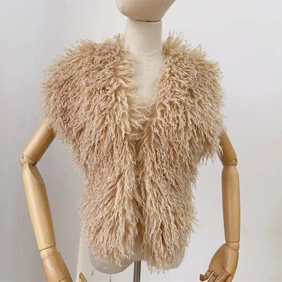 LANMREM 2025 New Faux Fur Vest For Women Imitation Shearling Sexy Backless Halter Top Autumn Winter Chic Clothing 2DB4916