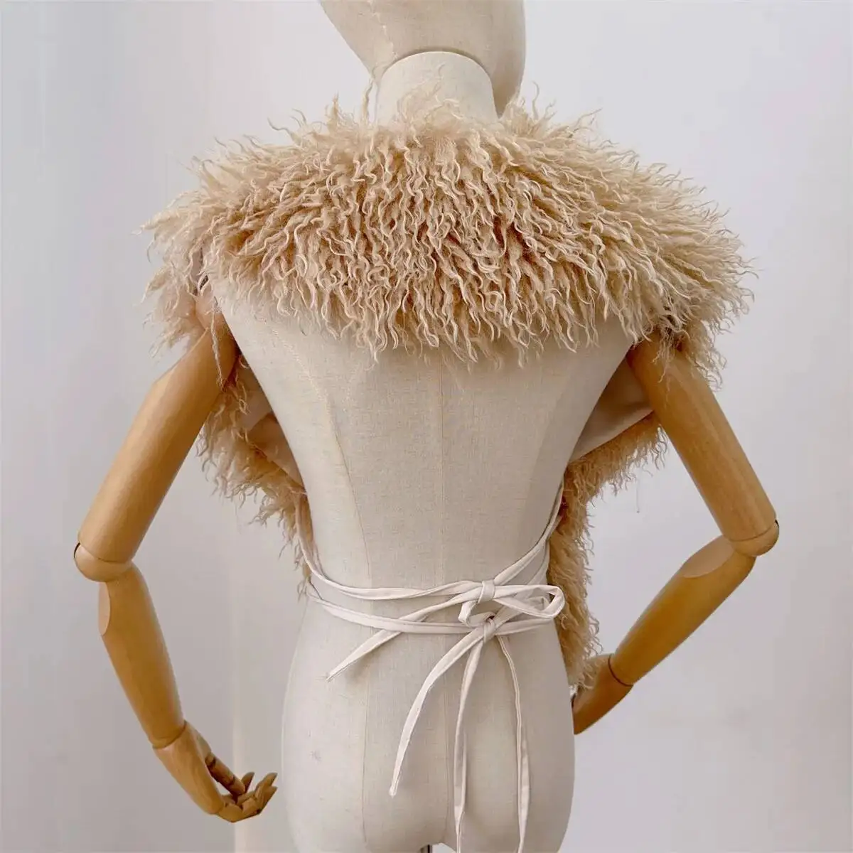 LANMREM 2025 New Faux Fur Vest For Women Imitation Shearling Sexy Backless Halter Top Autumn Winter Chic Clothing 2DB4916