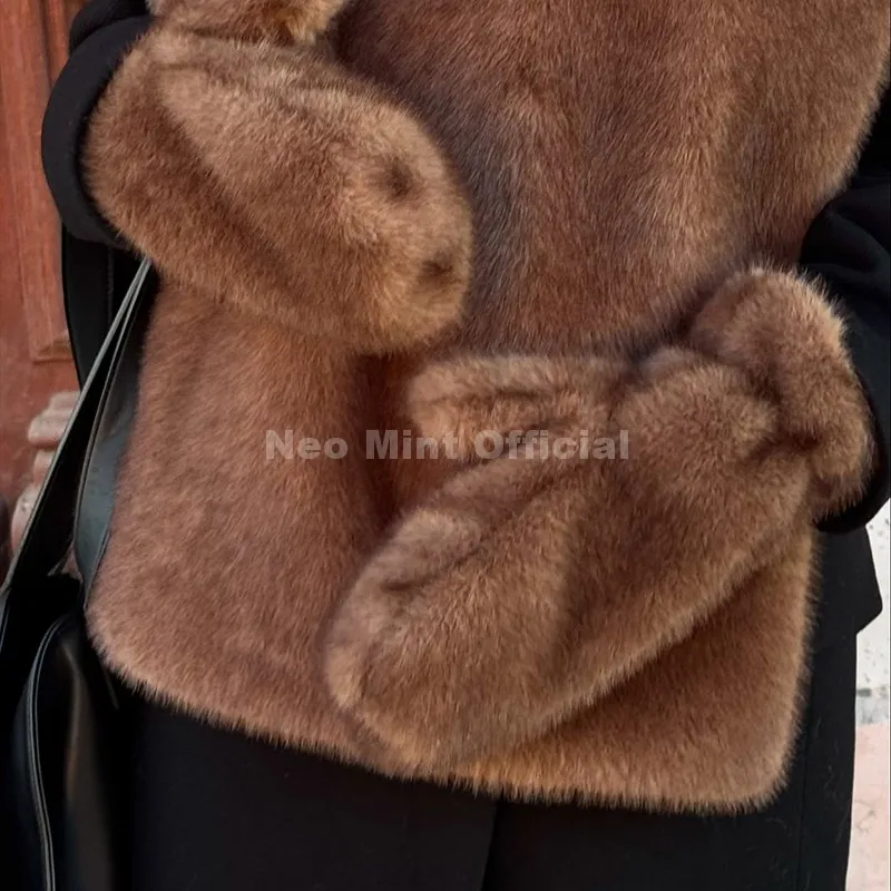 Neo Mint Eco Mink Fur Tank Top Sleeveless Jacket Coat Women 2025 Brand Fashion Faux Fur Sable Vest Crop Autumn Winter Turtleneck