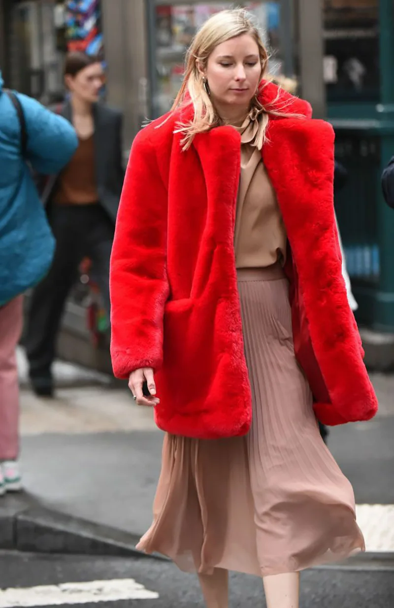 Women Winter Warm Fur Coat Fashion Turn Down Collar Flurry Fur Long Jacket New In Casual Outerwear Solid Color Lady Fur Jacket