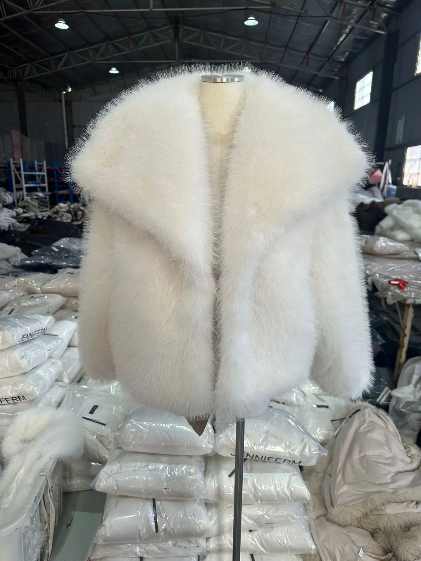 European American Winter New Fashion Women's Elegant Casual Trendy Simple Basic Faux Fur Cardigans Female Clothes Coats Tops