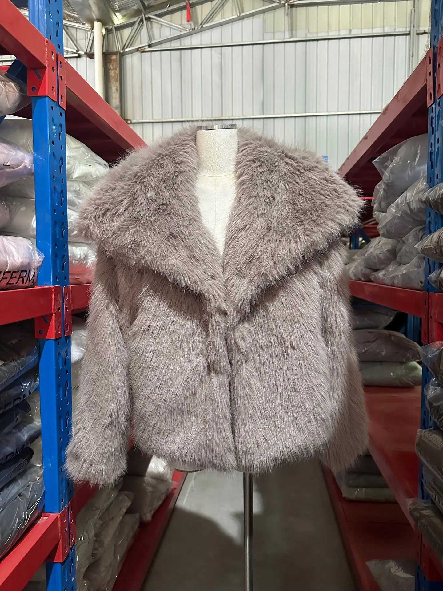 European American Winter New Fashion Women's Elegant Casual Trendy Simple Basic Faux Fur Cardigans Female Clothes Coats Tops