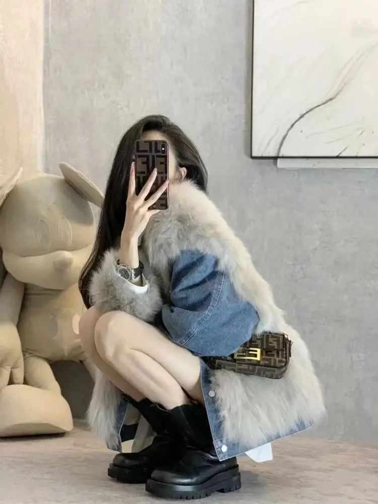 2026 Luxury Fox Fur Collar Long Coats Women Winter Soft Warm Loose Jacket Puffer Parka Female Windproof Snow Outwear Coats