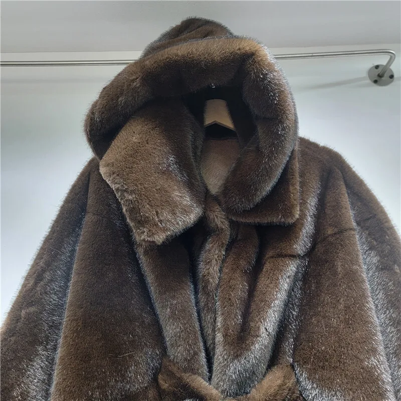 HKSH 2025 Winter New Women's Faux Fur Coat Hooded Batwing Sleeve Sashes Fashion Elegant Luxury High-end Tide Warm Jacket HK16165