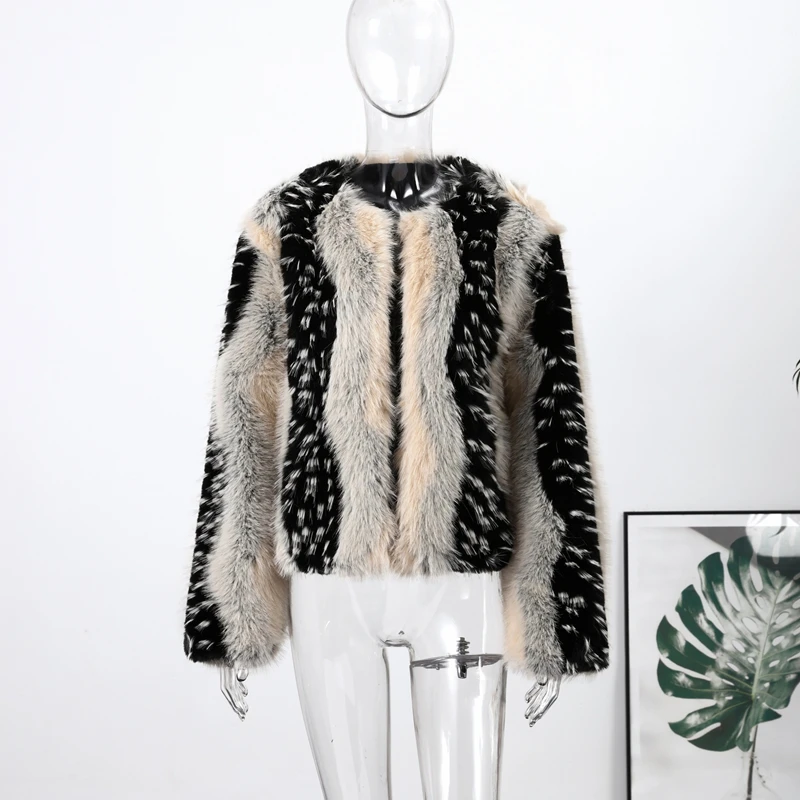 Stylish Contrast Faux Fur Women Coat Elegant O-neck Single Breasted Full Sleeve Female Coats 2026 Autumn Winter Chic Lady Jacket