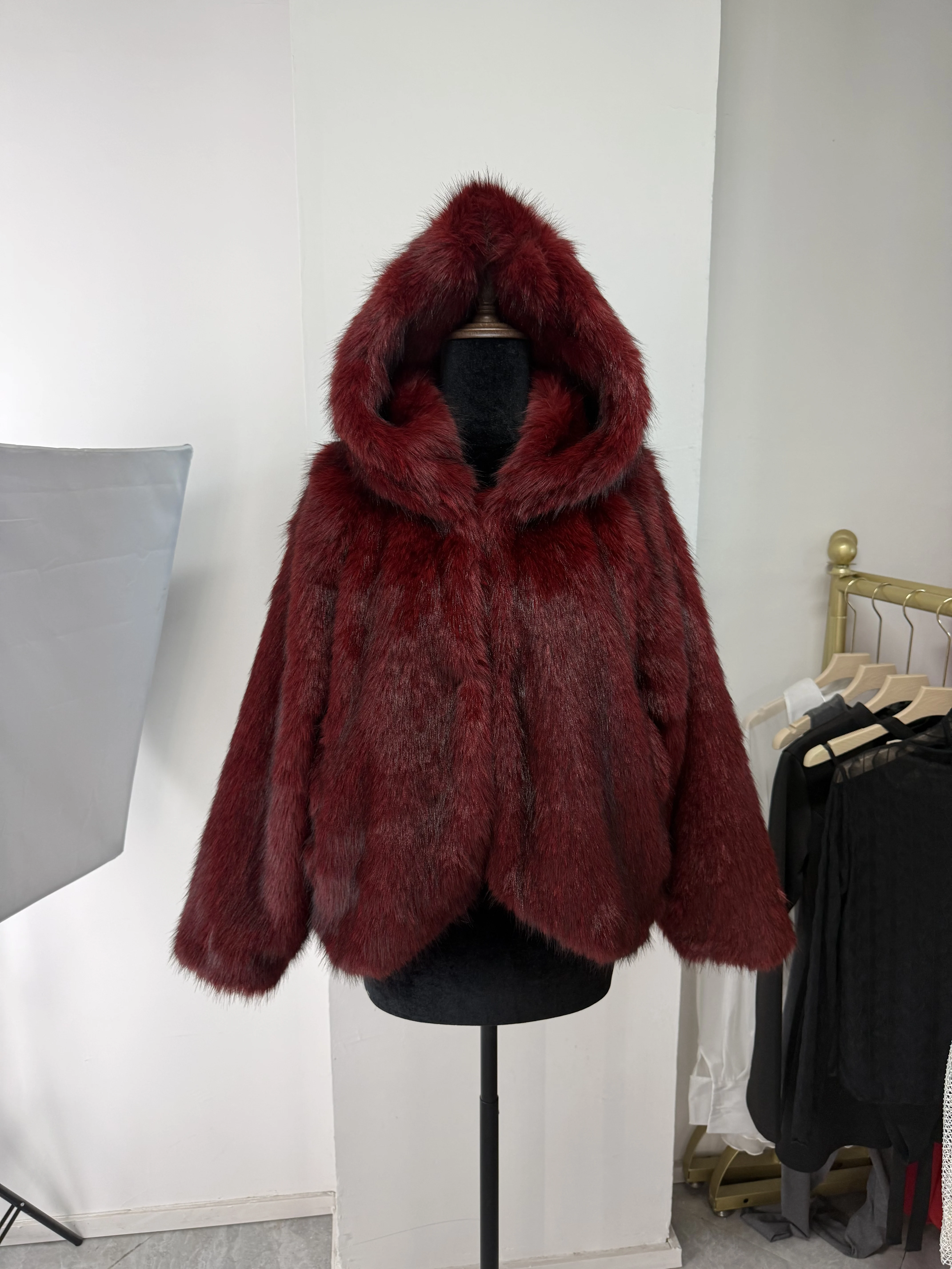 Tossy Fashion Fur Feather Outwear Hoodie jacket Loose Warm Winter 2025 Sexy Fluffy Streetwear Overcoat Women's Fur Feather New