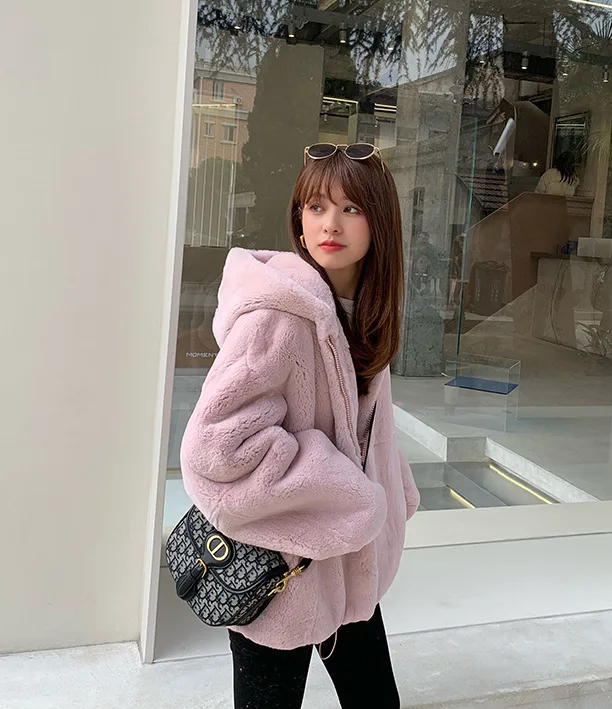 Oversize Parkas Women's Winter Fur Jacket Female Loose Faux Rabbit Fur Zip Hooded Thicken Short Fur Coat Thick Furry Warm Jacket
