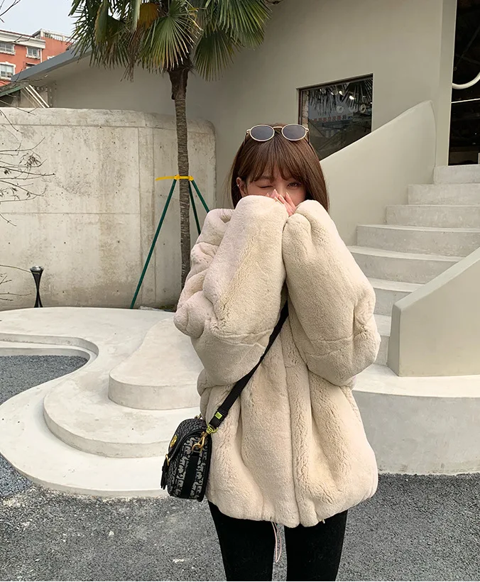 Oversize Parkas Women's Winter Fur Jacket Female Loose Faux Rabbit Fur Zip Hooded Thicken Short Fur Coat Thick Furry Warm Jacket