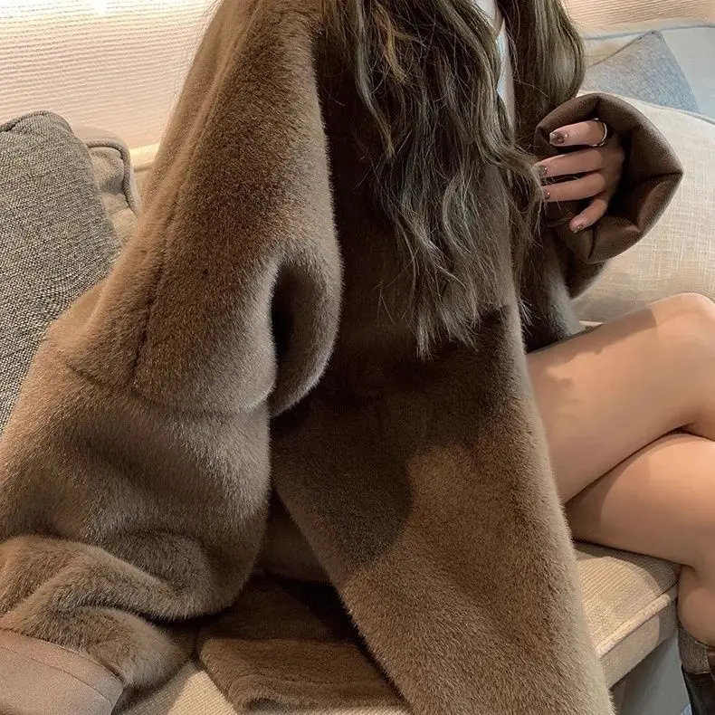 Faux Mink Fur Coat for Women, Covered Open Stitch , V-Neck Jacket,Thick Warm Female Clothes,Autumn and Winter, New, 2024