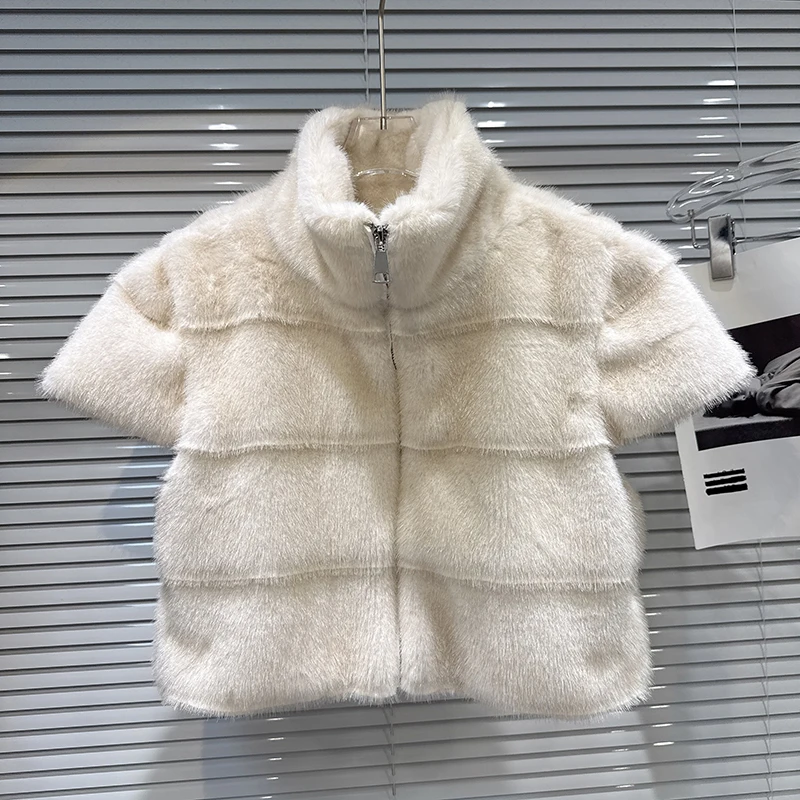 DEAT 2025 Winter New Fashion Faux Fur Short Sleeve Jacket For Women Soft Stand Collars Zipper Versatile Coat Female 11A08005