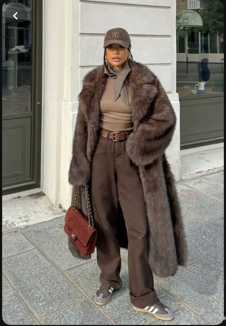 2025 New Vintage Luxury Long Faux Fox Fur Coat Women Winter Warm Fluffy Fur Jacket Female Street Furry Outerwear Overcoat