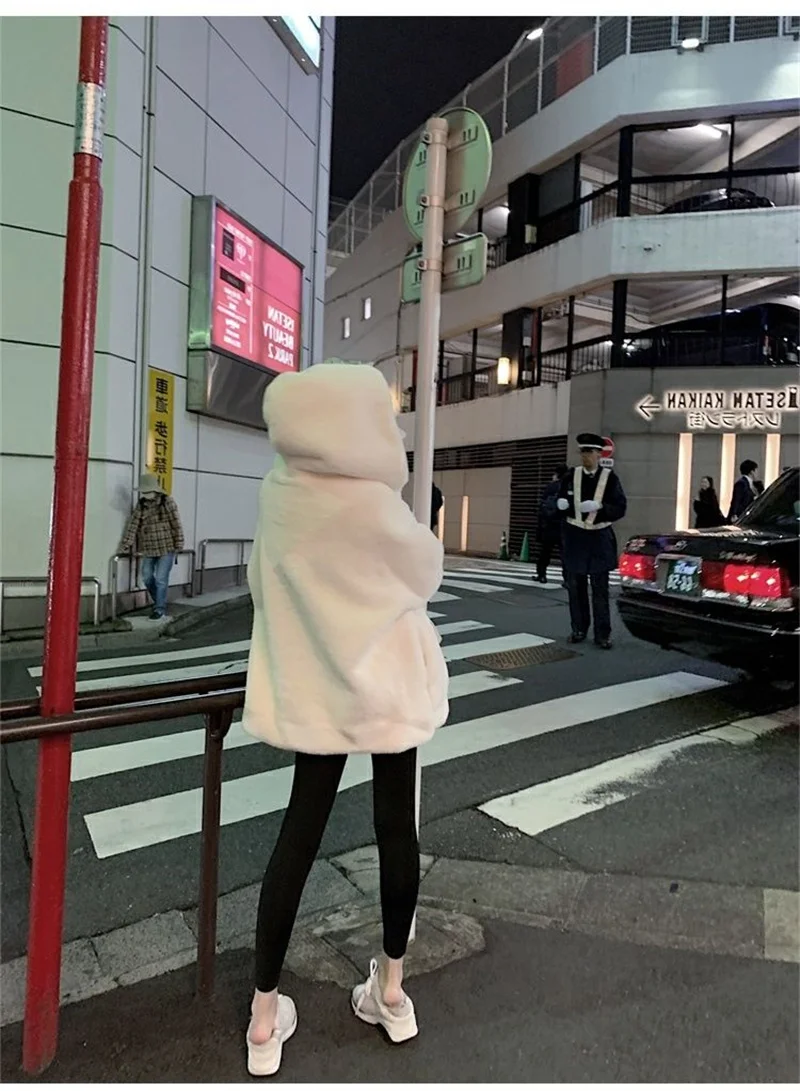 High Quality Quilted Thick Furry Coat Female Autumn And Winter Lamb Plush Imitation Mink Rex Rabbit Fur Coat Women Hooded Jacket