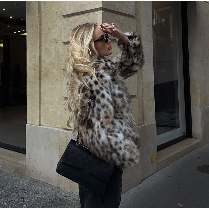 Fashion Leopard Faux Fur Coat Women Casual Lapel Single Breasted Plush Warm Overcoat 2025 Winter New Lady Cozy Print Streetwear