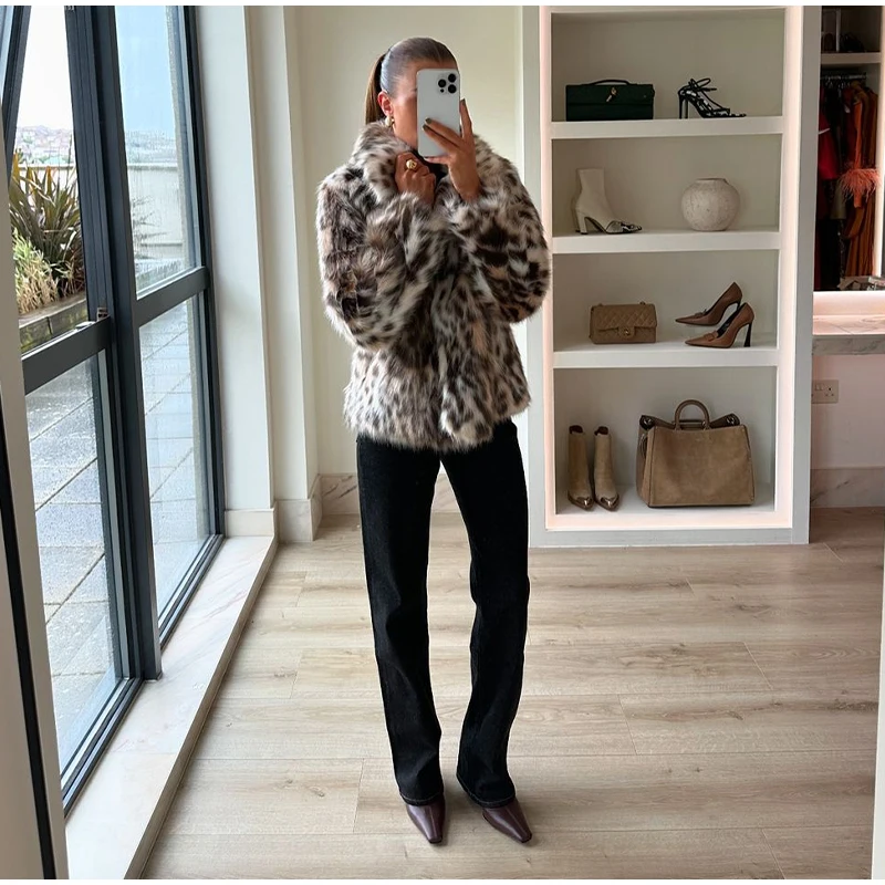 Fashion Leopard Faux Fur Coat Women Casual Lapel Single Breasted Plush Warm Overcoat 2025 Winter New Lady Cozy Print Streetwear