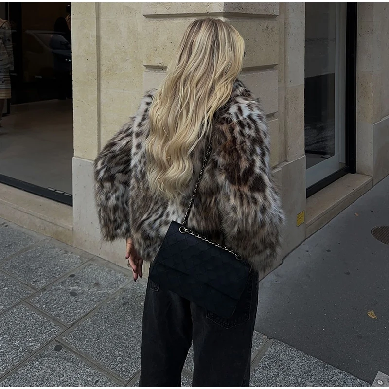Fashion Leopard Faux Fur Coat Women Casual Lapel Single Breasted Plush Warm Overcoat 2025 Winter New Lady Cozy Print Streetwear