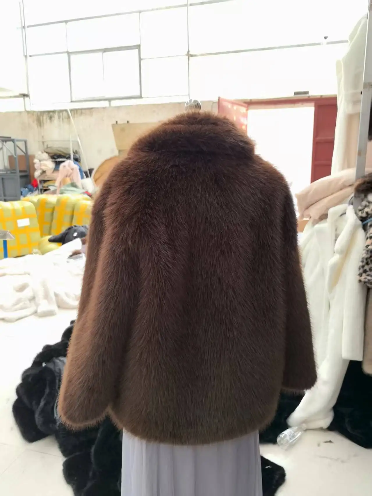 New Winter Faux Fur Coat Street Fashion Soft Smooth Fox Fur Jacket With Waist Belt Warm Thick Brand Luxury Plush Overcoat