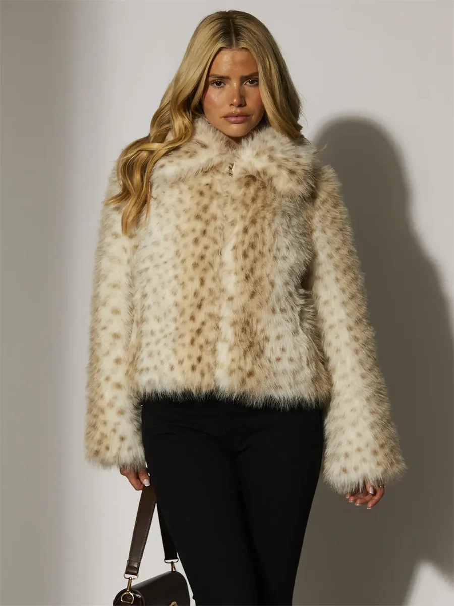 Deer Print Faux Fox Fur Cropped Shaggy Jacket in Beige Fluffy Lapel Collar School Student Trendy Warm Fur Coat Winter Outfit