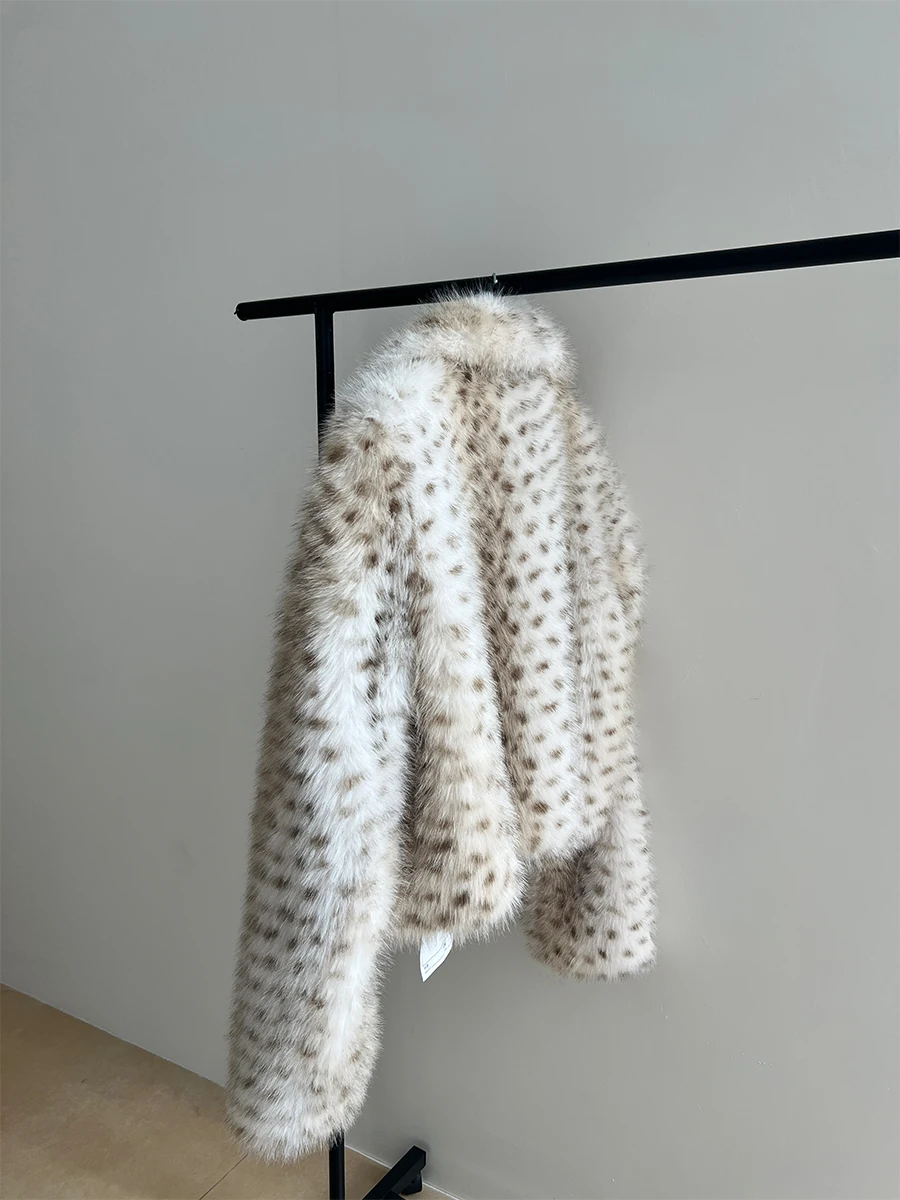 Deer Print Faux Fox Fur Cropped Shaggy Jacket in Beige Fluffy Lapel Collar School Student Trendy Warm Fur Coat Winter Outfit