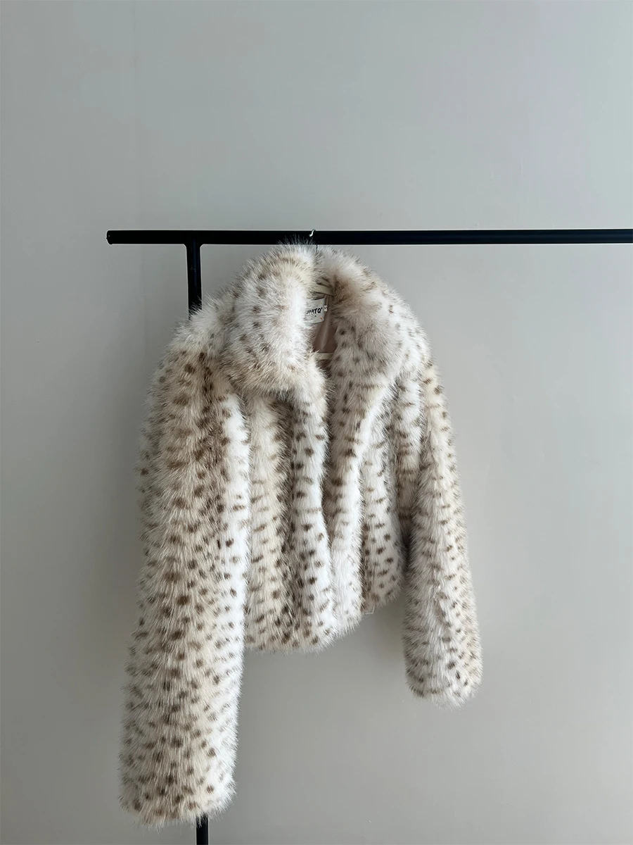 Deer Print Faux Fox Fur Cropped Shaggy Jacket in Beige Fluffy Lapel Collar School Student Trendy Warm Fur Coat Winter Outfit